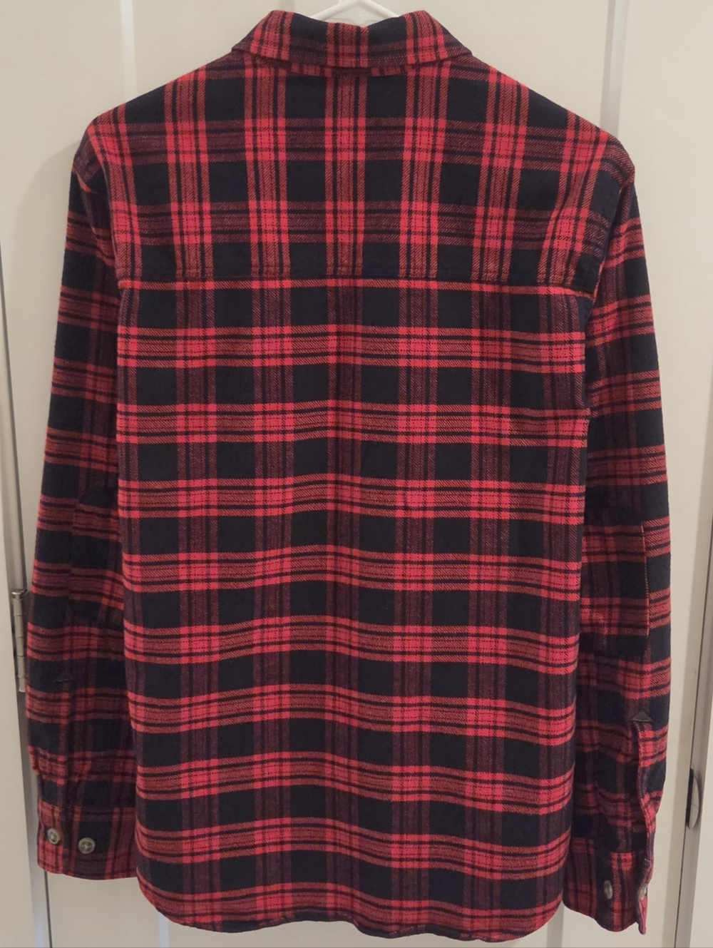 Tecovas Ranchwear Button-Down Flannel Shirt - Red & Black Plaid - Size Medium - Picture 7 of 10